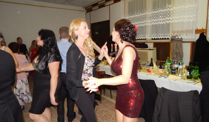 24. fotografia fotogalérie Katarínsky ples 25.11.2017