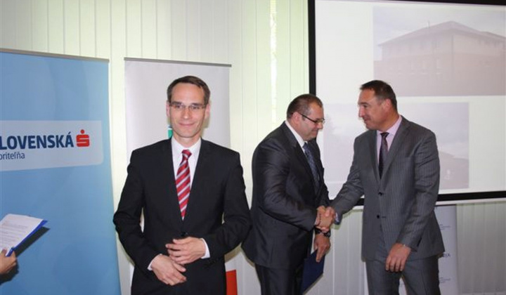 10. fotografia fotogalérie Odovzdávanie mimoriadnej vecnej ceny za bytovku 8.6.2016