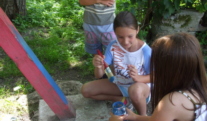 9. fotografia fotogalérie Oprava detského ihriska