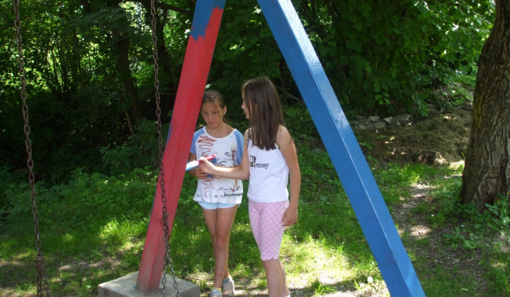 17. fotografia fotogalérie Oprava detského ihriska