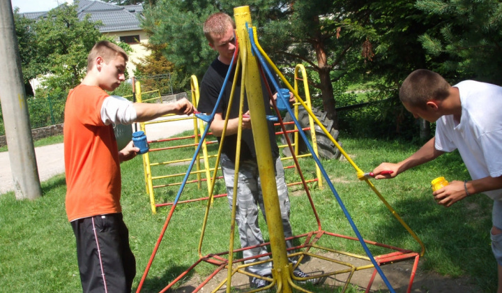 19. fotografia fotogalérie Oprava detského ihriska